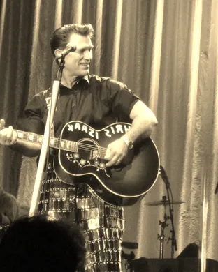 Chris Isaak Bethlehem