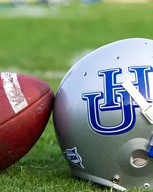 Hampton Pirates Football Towson
