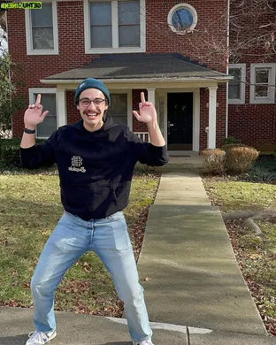 Joey Bragg Baltimore